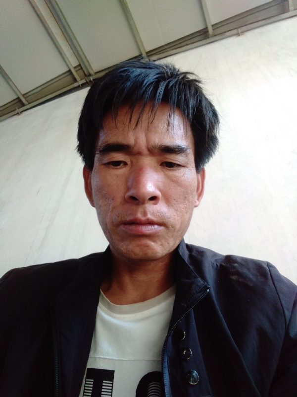 项斌的第一张照片--洛阳相亲服务中心