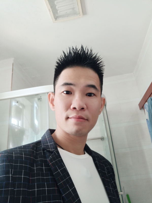 往事随风的第一张照片--洛阳相亲服务中心