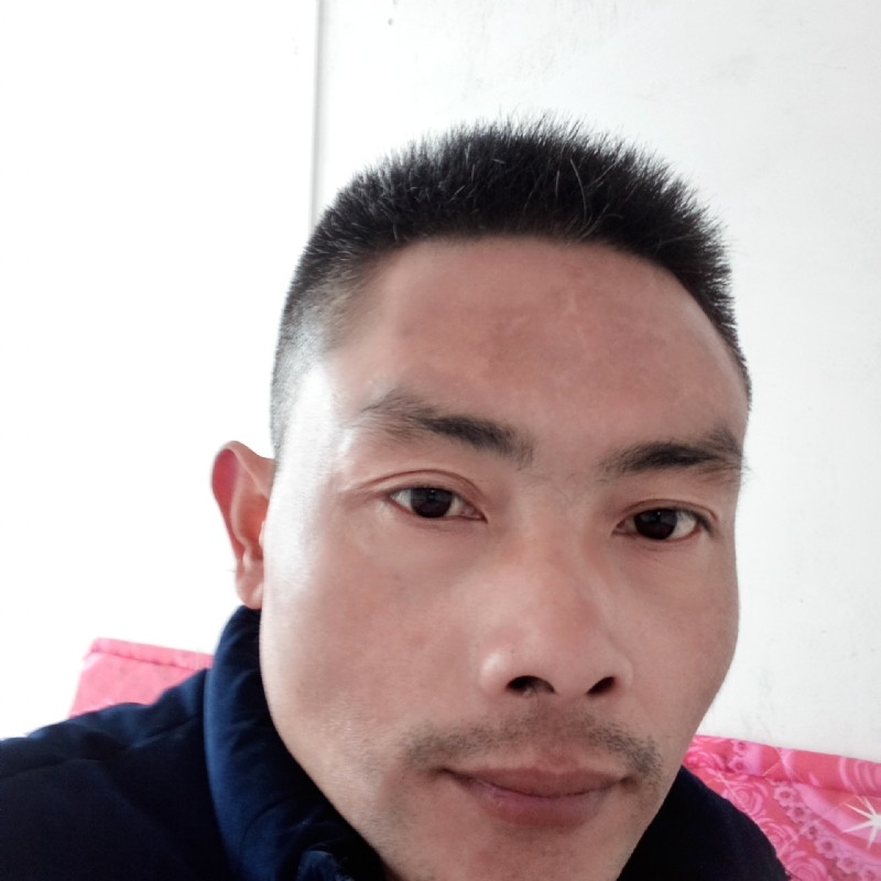 栋栋的第一张照片--洛阳相亲服务中心