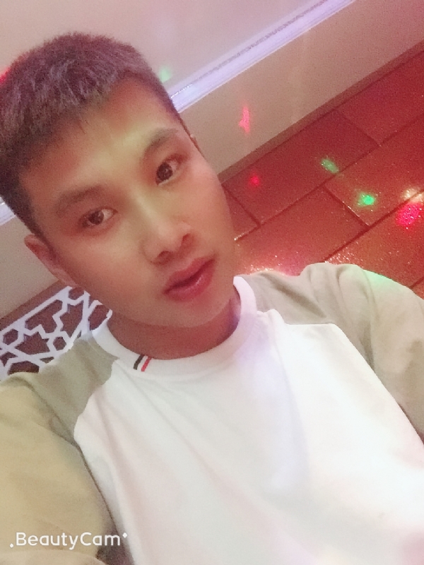 阿锋的第一张照片--洛阳相亲服务中心