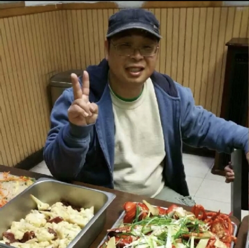 wally的第一张照片--洛阳相亲服务中心