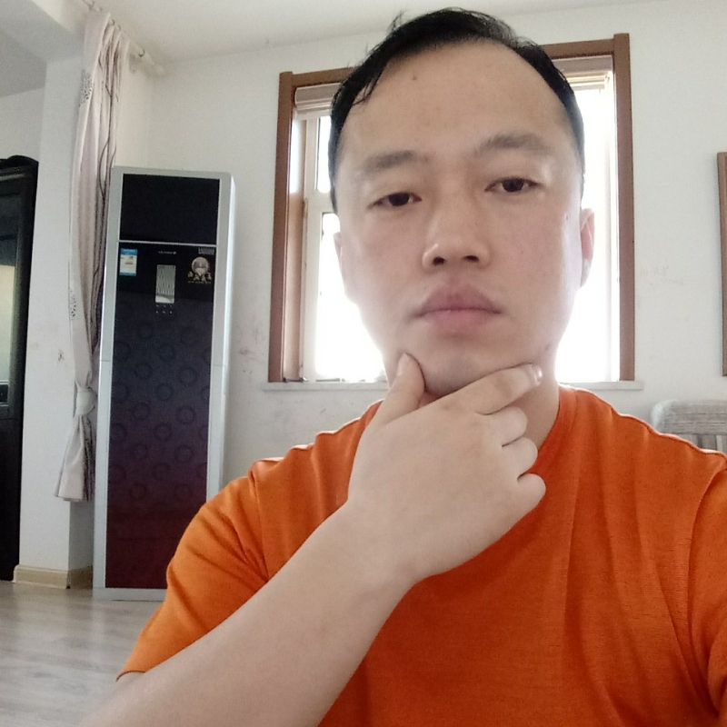 爱热闹的人的第一张照片--洛阳相亲服务中心
