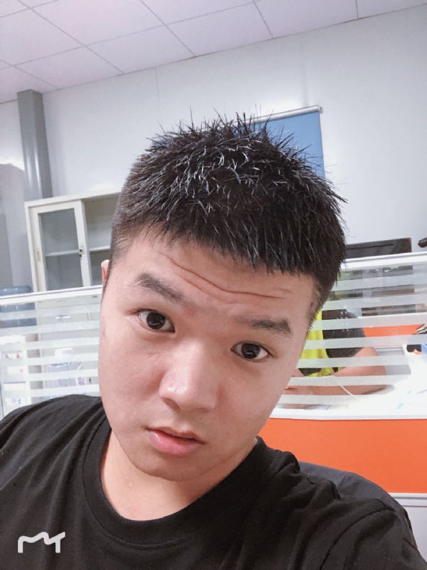 不忘初心的第一张照片--洛阳相亲服务中心