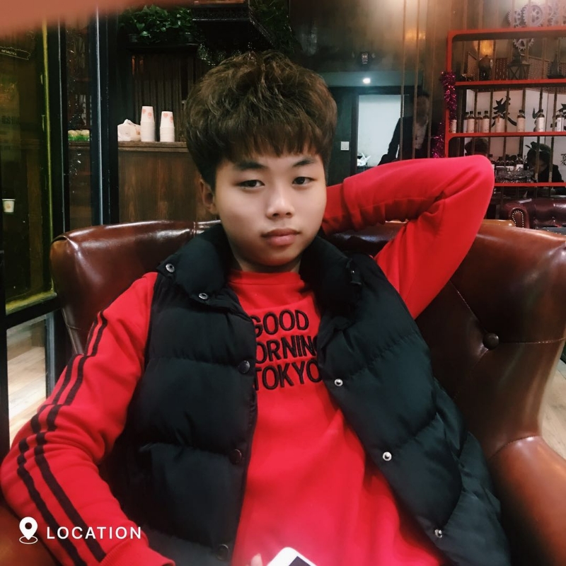 阳光男孩的第一张照片--洛阳相亲服务中心