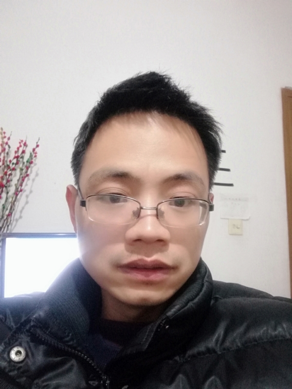 明月天涯的第一张照片--洛阳相亲服务中心