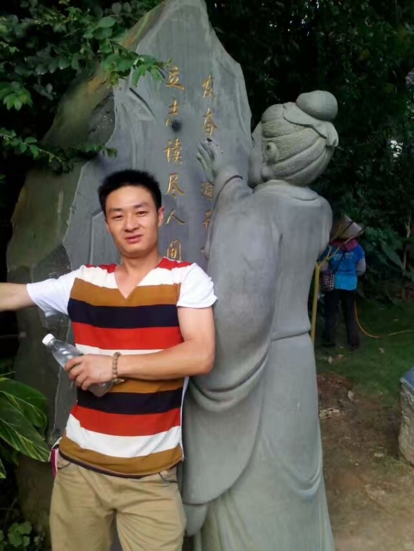 相依相伴的第一张照片--洛阳相亲服务中心