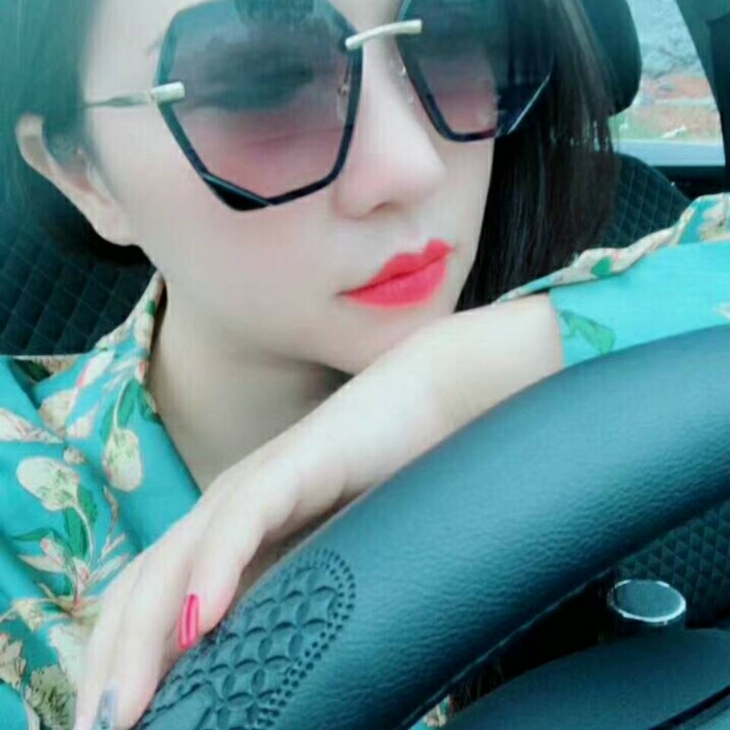 Emily的第三张照片--洛阳相亲服务中心