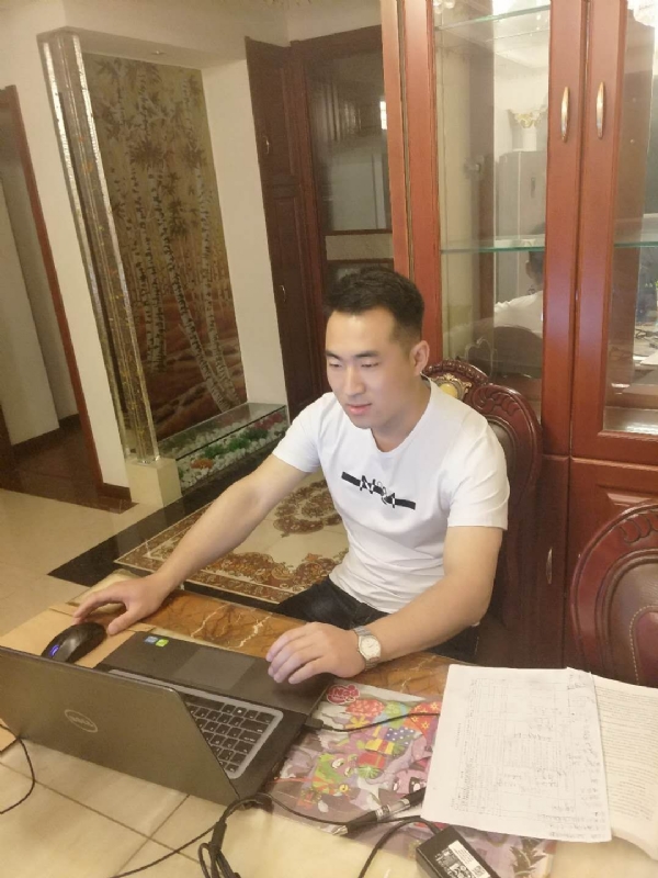 蓝色海洋的第一张照片--洛阳相亲服务中心
