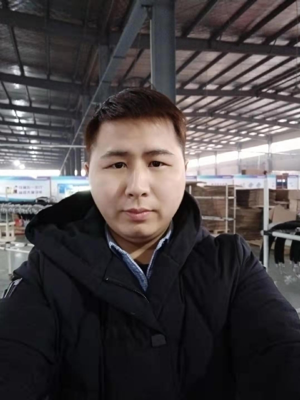 刀锋的第一张照片--洛阳相亲服务中心