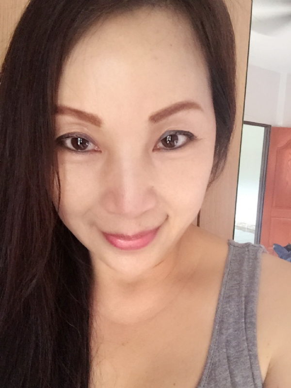 ying的第一张照片--洛阳相亲服务中心