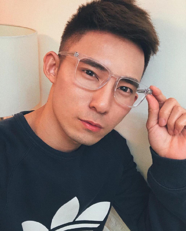 小伟的第一张照片--洛阳相亲服务中心