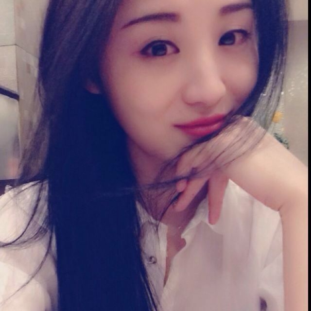 在水一方的第一张照片--洛阳相亲服务中心