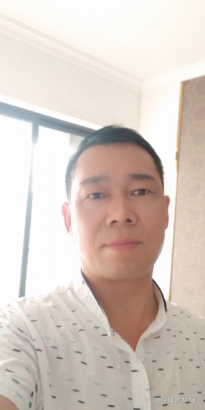 朝望大海的第一张照片--洛阳相亲服务中心