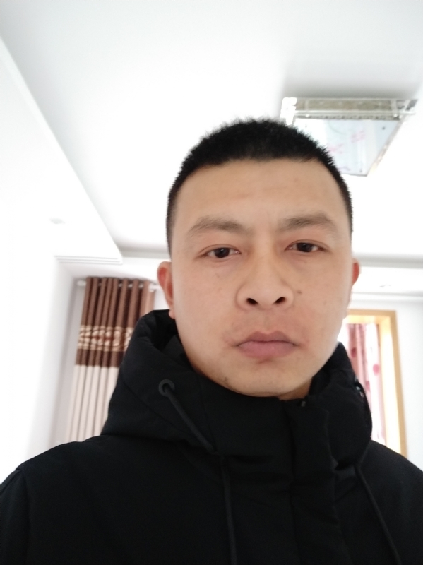 吴伟899的第一张照片--洛阳相亲服务中心