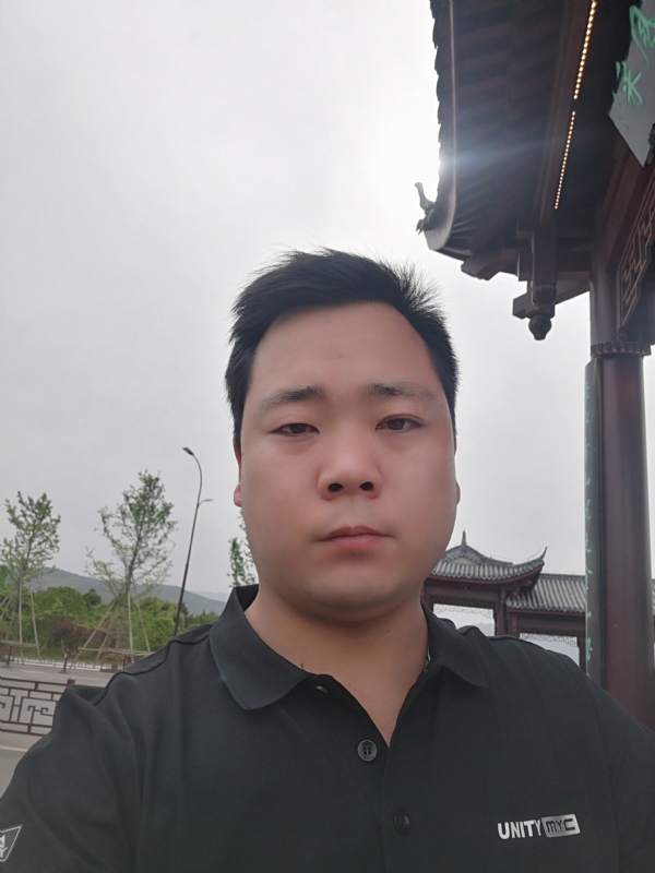 微笑的第一张照片--洛阳相亲服务中心