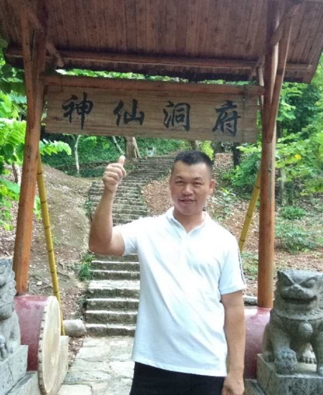 强仔的第一张照片--洛阳相亲服务中心