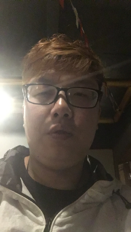 深情久伴更长情的第一张照片--洛阳相亲服务中心