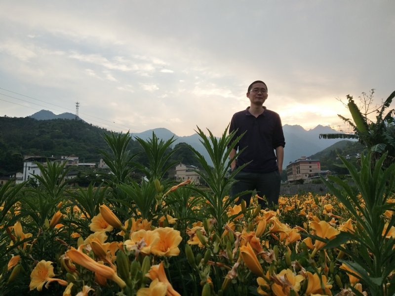 黄晓东的第一张照片--洛阳相亲服务中心