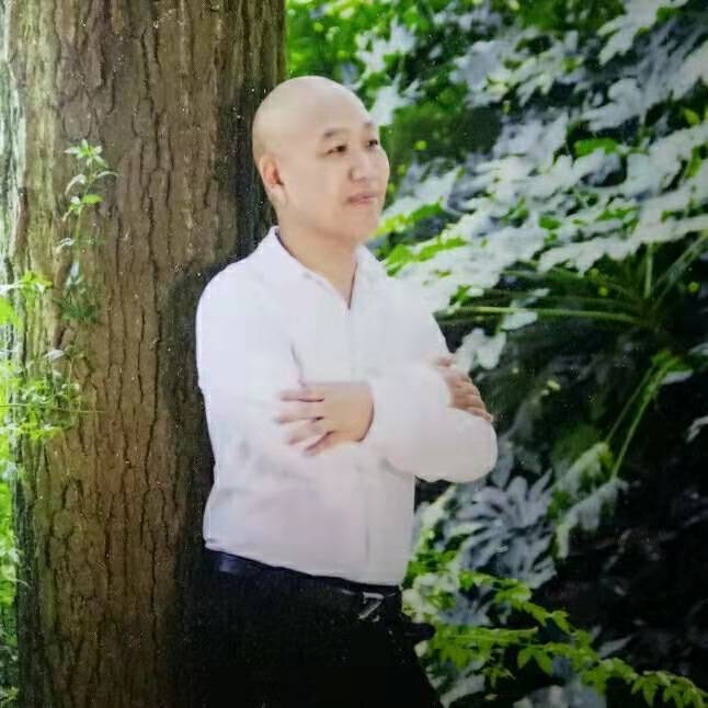 郑鑫牵手的第一张照片--洛阳相亲服务中心