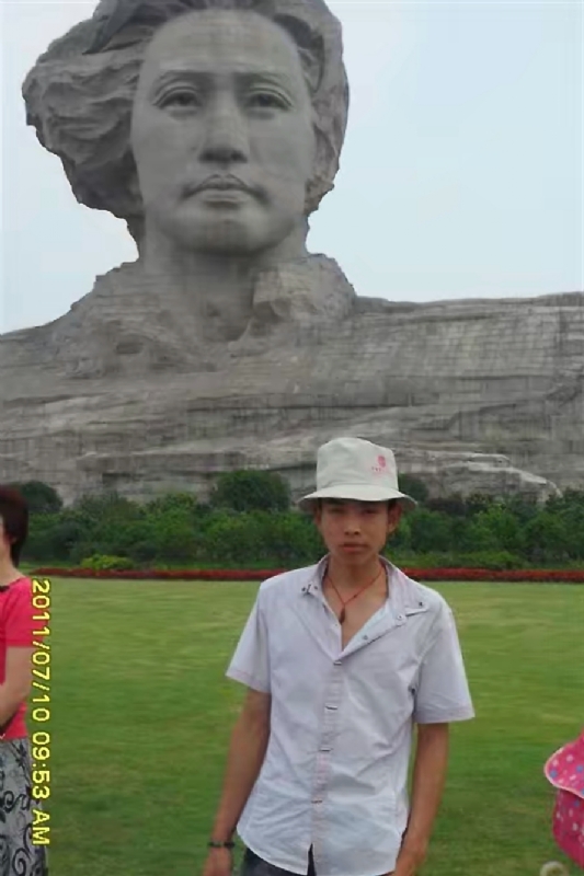 黄泥巴的第一张照片--洛阳相亲服务中心