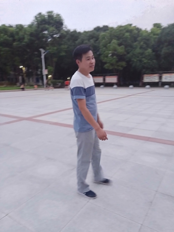 一笑的第一张照片--洛阳相亲服务中心