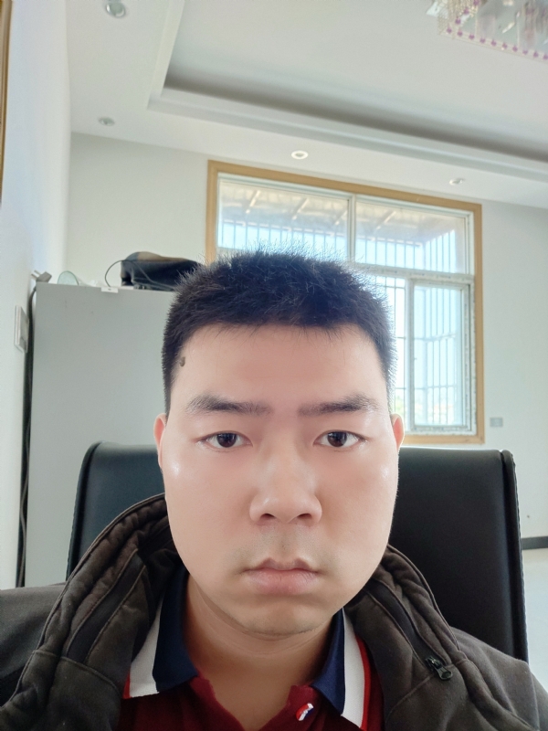咚咚咚的第一张照片--洛阳相亲服务中心