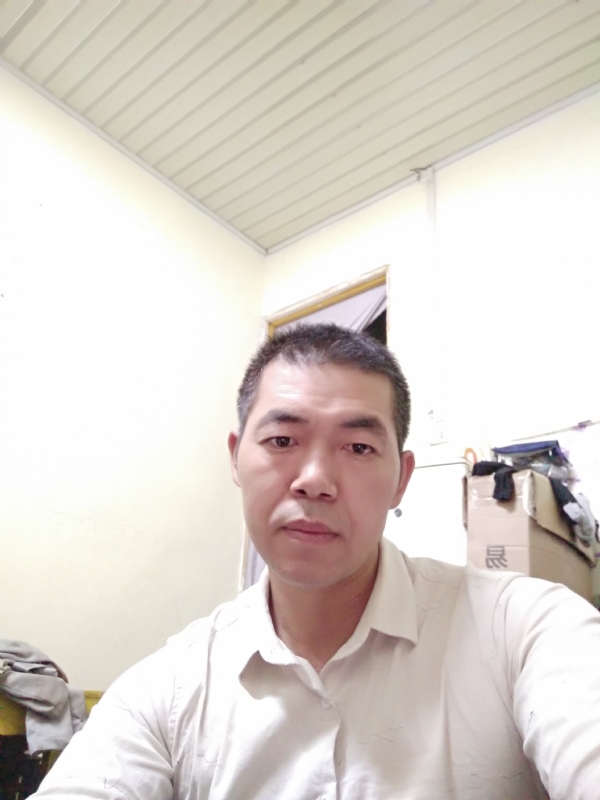 为伊消得人憔悴的第一张照片--洛阳相亲服务中心