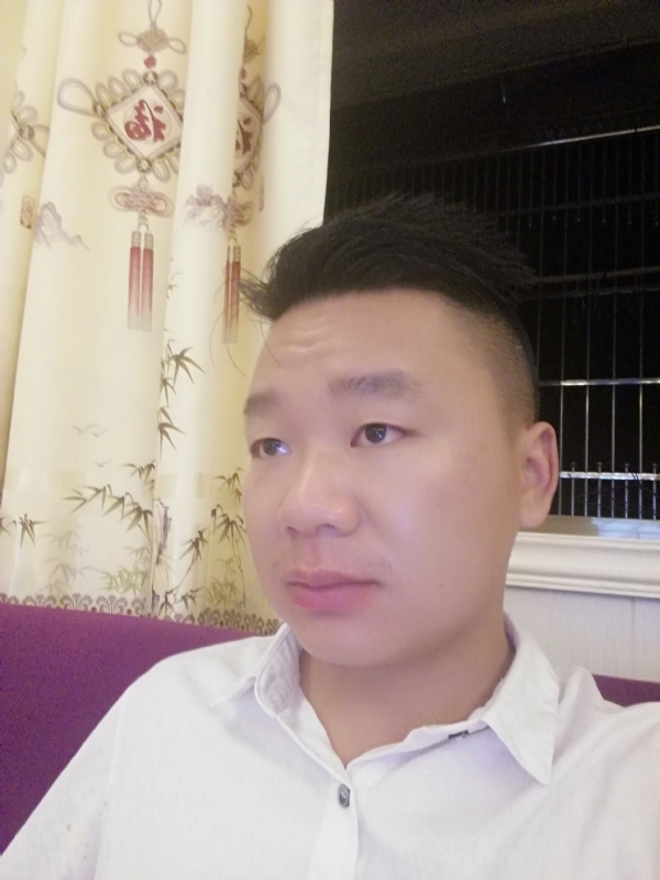 王梓林的第一张照片--洛阳相亲服务中心