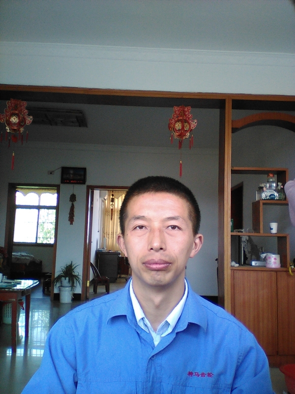 红玫瑰的第一张照片--洛阳相亲服务中心