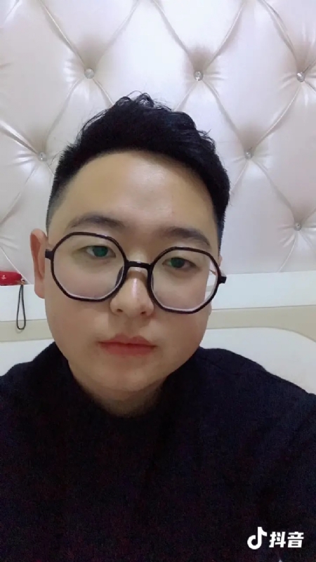 杰森的第一张照片--洛阳相亲服务中心