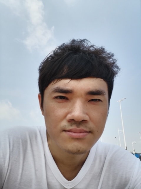 老实人的第一张照片--洛阳相亲服务中心