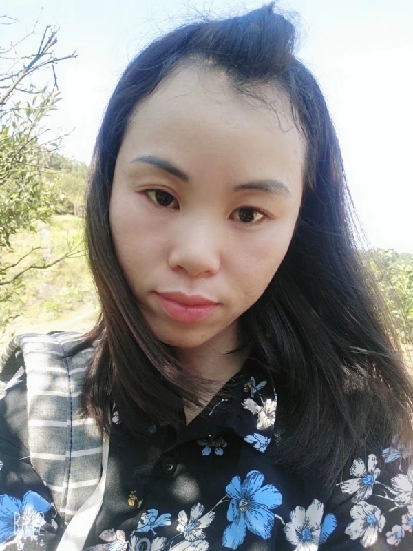 英英的第一张照片--洛阳相亲服务中心