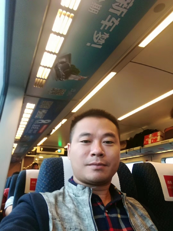 等爱的人的第一张照片--洛阳相亲服务中心