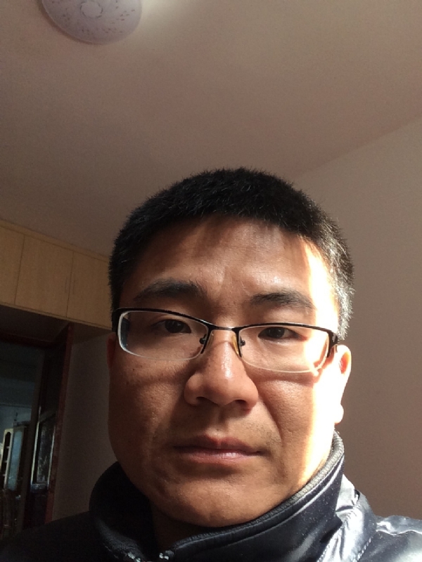 余浩浩的第一张照片--洛阳相亲服务中心