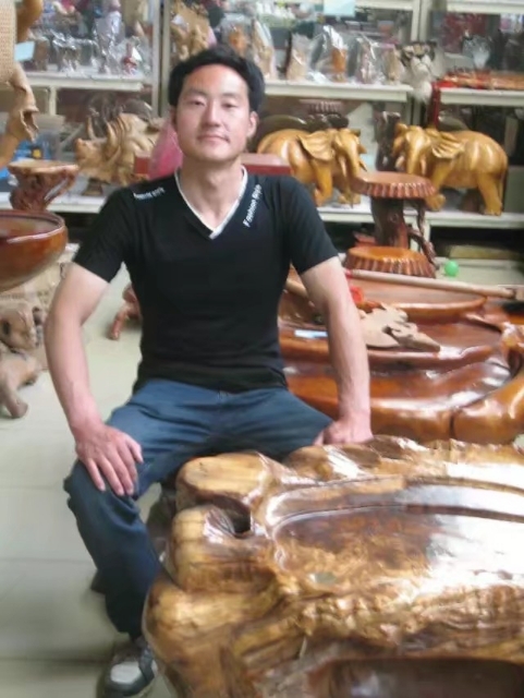 春暖花开的第一张照片--洛阳相亲服务中心