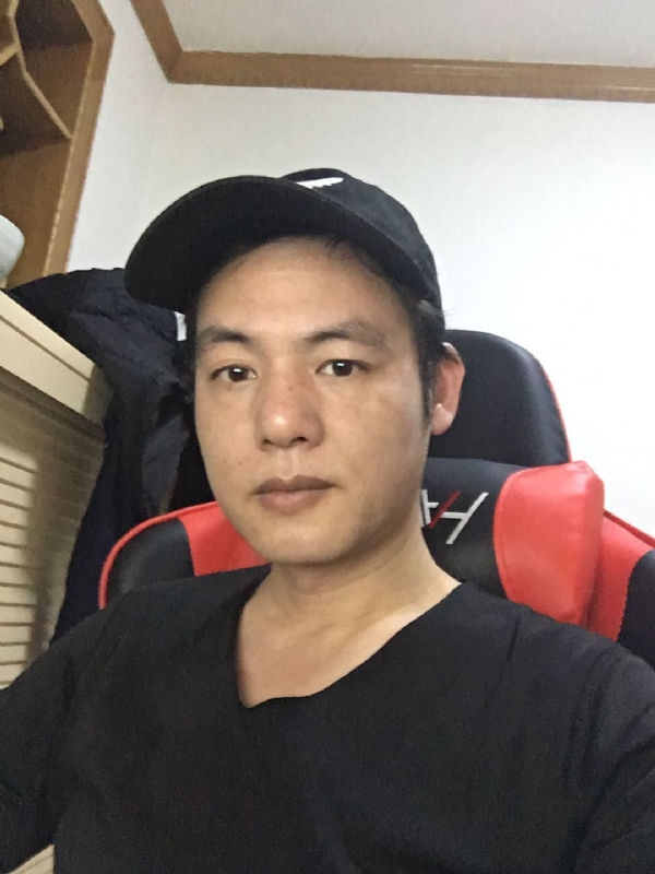 扛枪打鸟的第一张照片--洛阳相亲服务中心