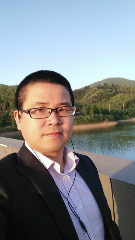 顾律师的第三张照片--洛阳相亲服务中心