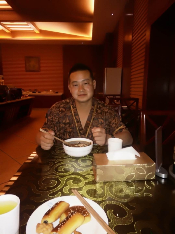 会飞的鱼的第一张照片--洛阳相亲服务中心
