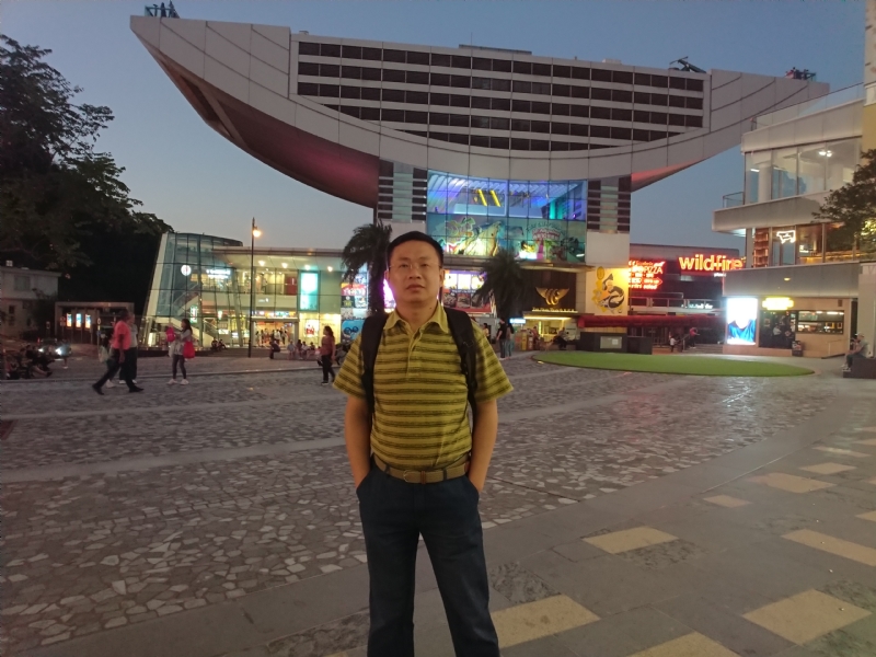 人间四月天的第一张照片--洛阳相亲服务中心