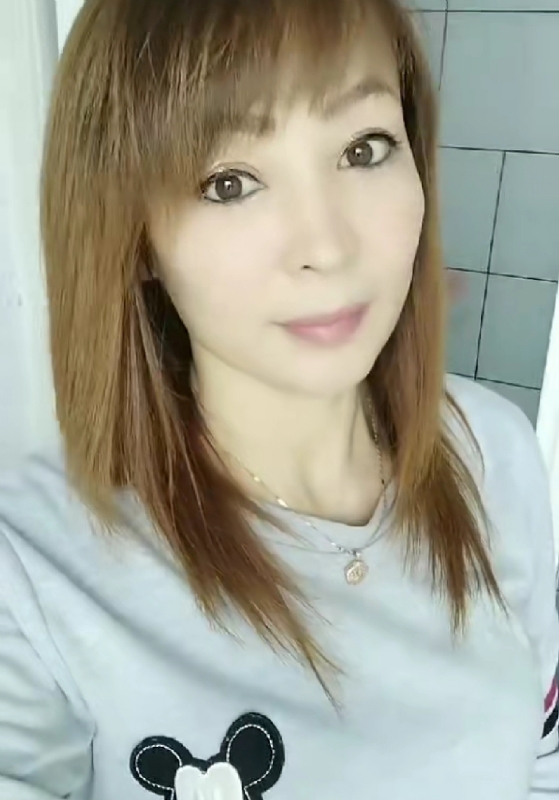 魅力白玲的第一张照片--洛阳相亲服务中心