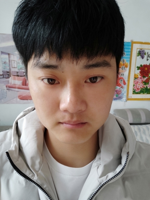 偏丶执的第二张照片--洛阳相亲服务中心