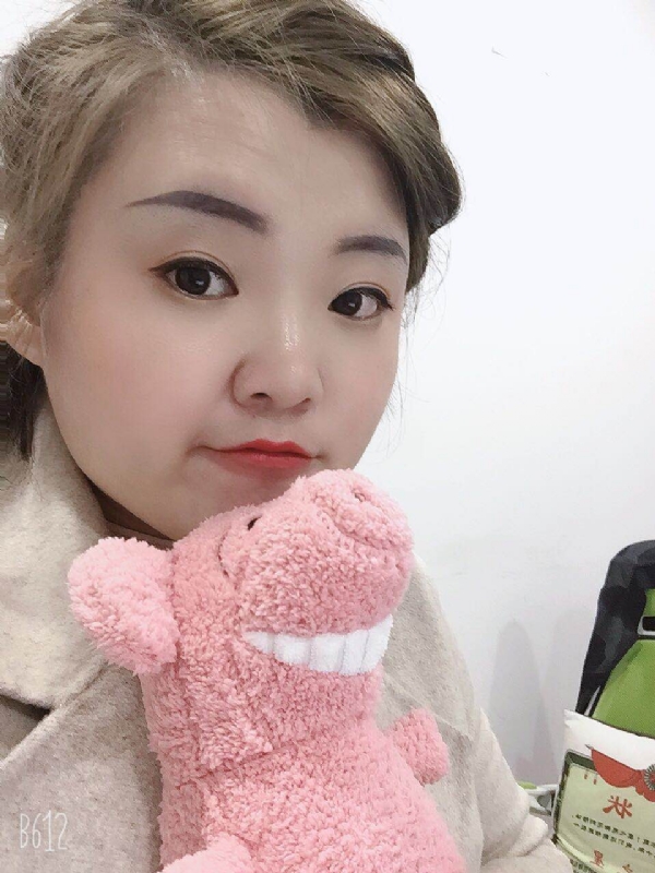 李娜的第一张照片--洛阳相亲服务中心