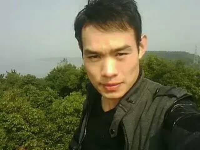 明镜的第一张照片--洛阳相亲服务中心