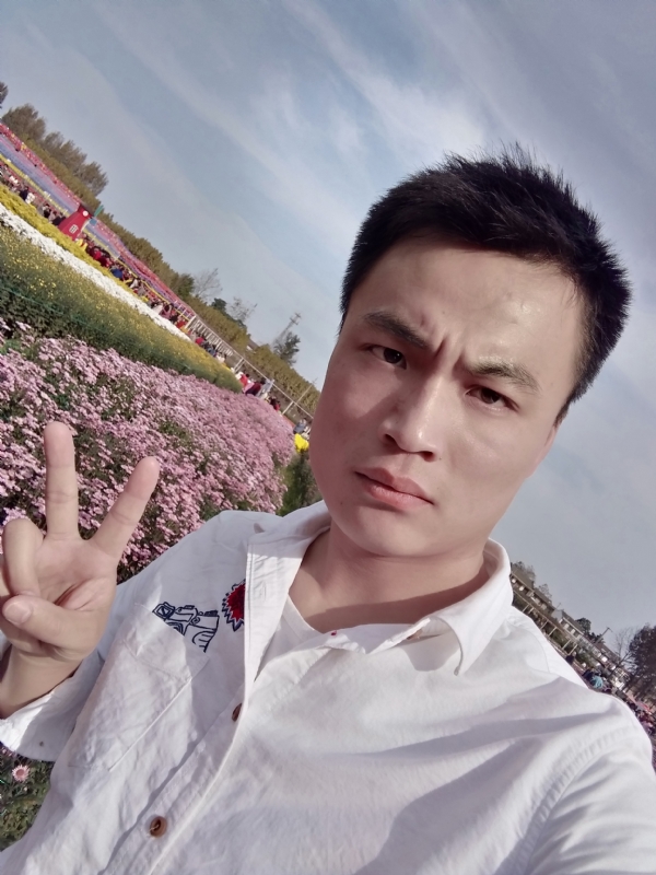 心碎无痕的第二张照片--洛阳相亲服务中心