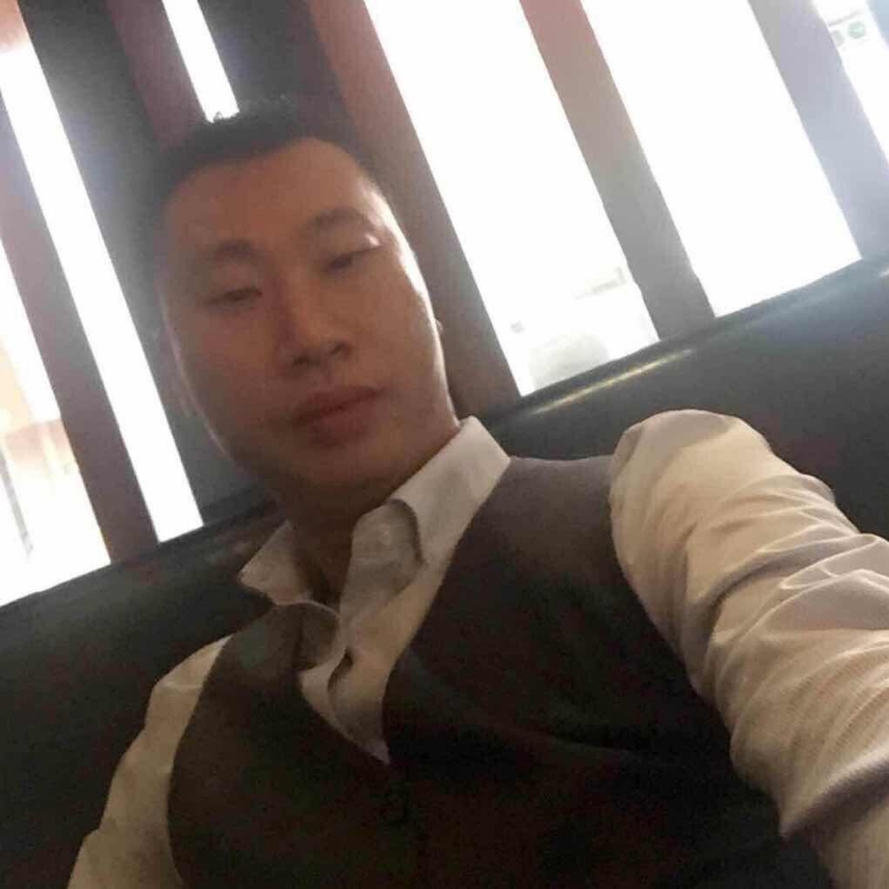 陈威的第一张照片--洛阳相亲服务中心
