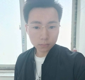 人在旅途的第一张照片--洛阳相亲服务中心