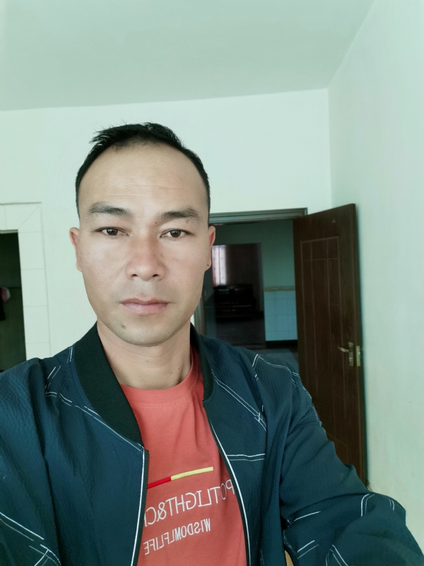昊宇的第一张照片--洛阳相亲服务中心