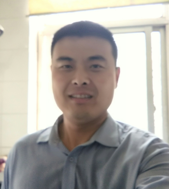 李伟的第一张照片--洛阳相亲服务中心