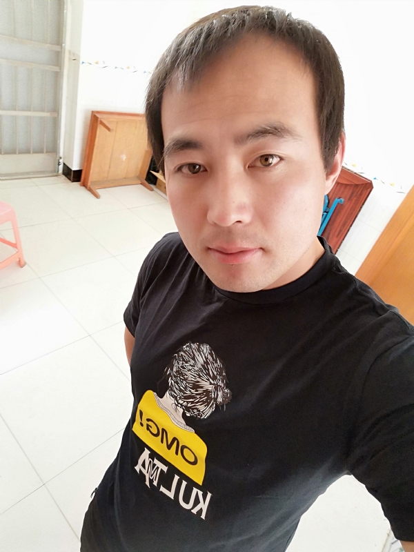 东海龙王的第二张照片--洛阳相亲服务中心
