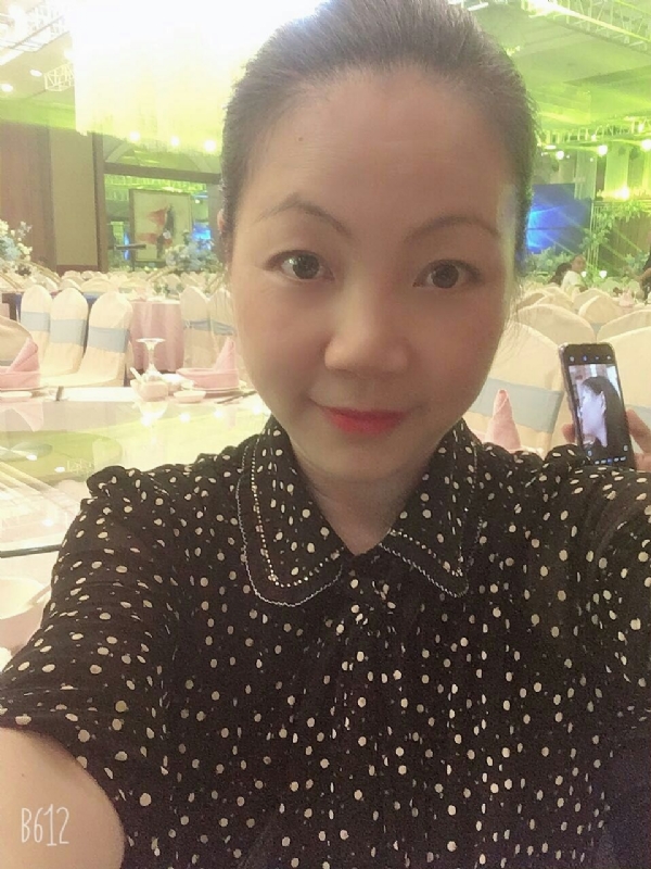 泡沫的第一张照片--洛阳相亲服务中心